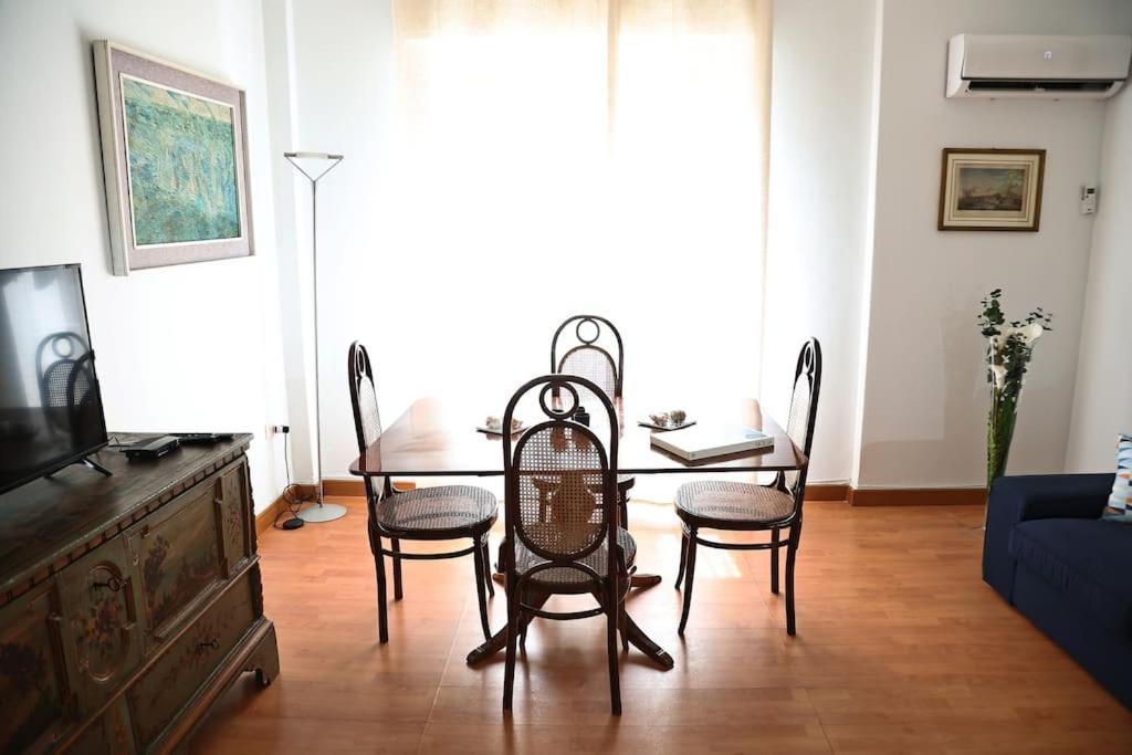 Appartamento La Casa Del Maggiore, Tra Mare E Centro Palermo Esterno foto