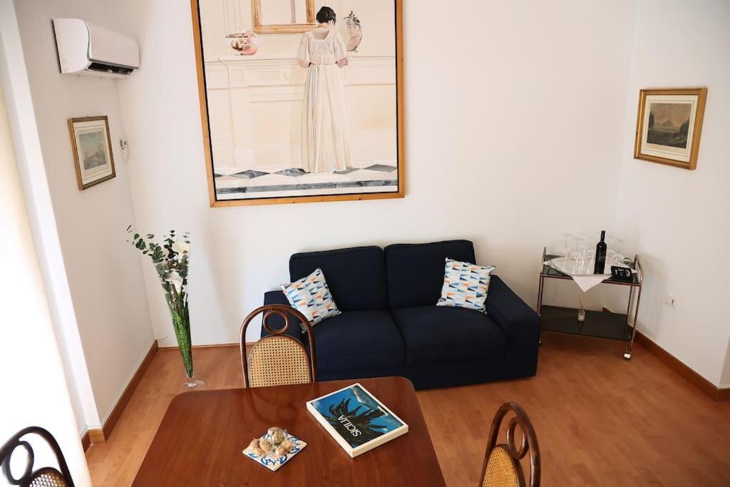 Appartamento La Casa Del Maggiore, Tra Mare E Centro Palermo Esterno foto